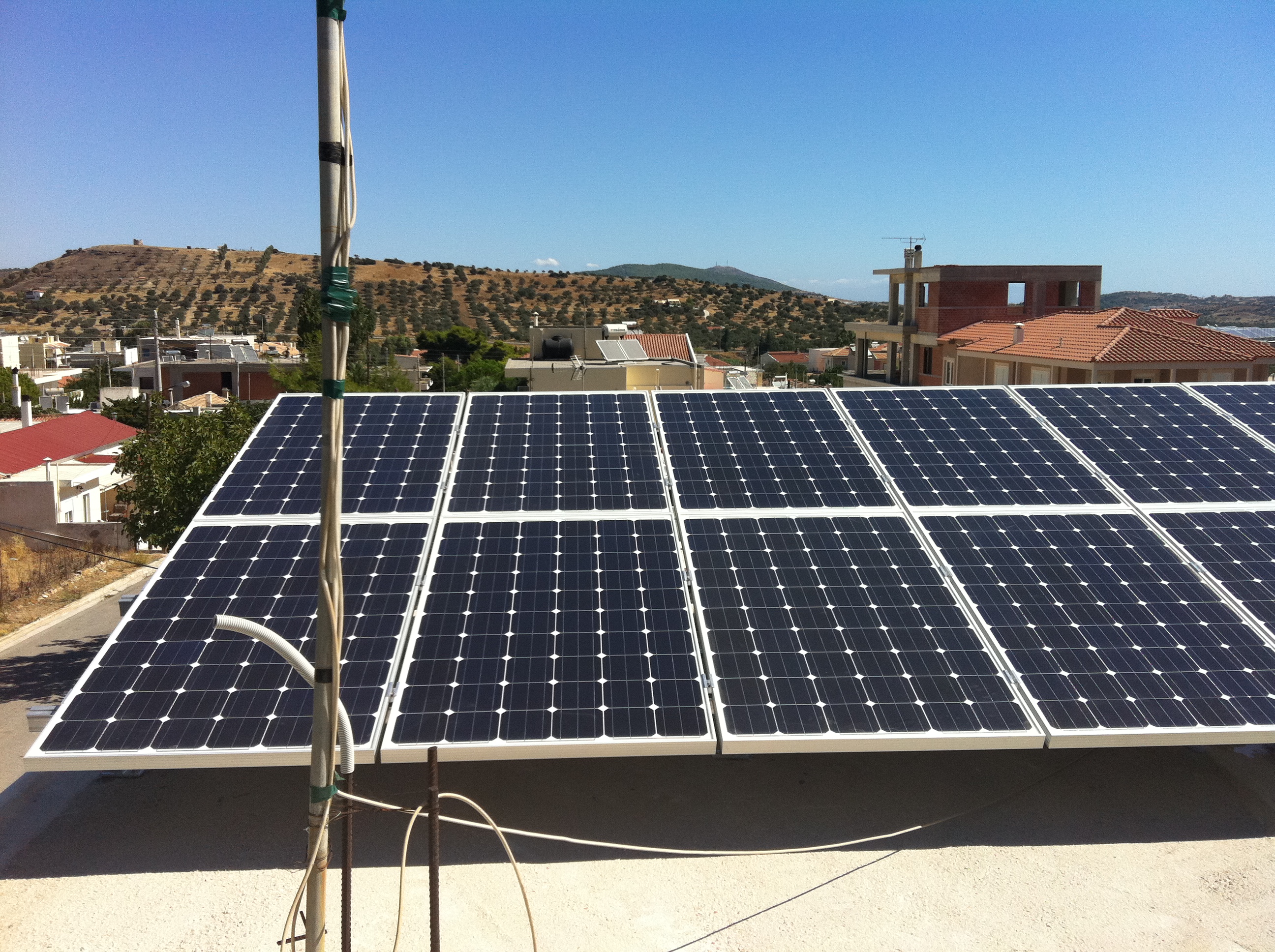 Φωτοβολταϊκά σε κατοικία