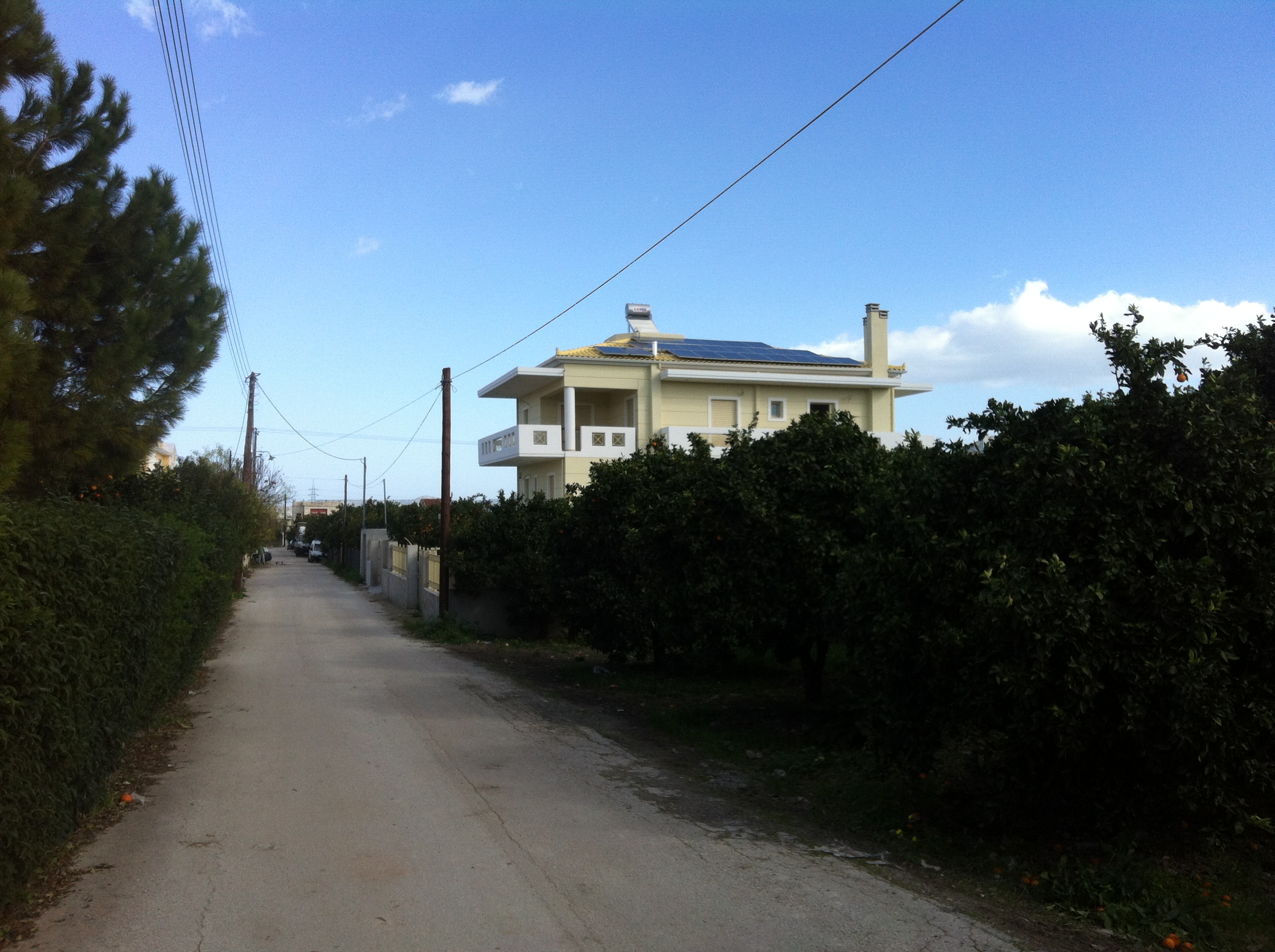 Κατοικία με φωτοβολταϊκά